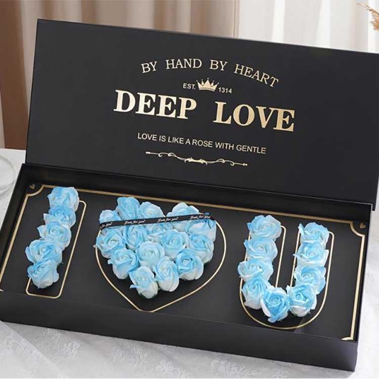 Muilo rožių galvų gėlių dėžutė